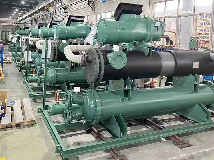 Máy nén lạnh trục vít làm mát bằng nước